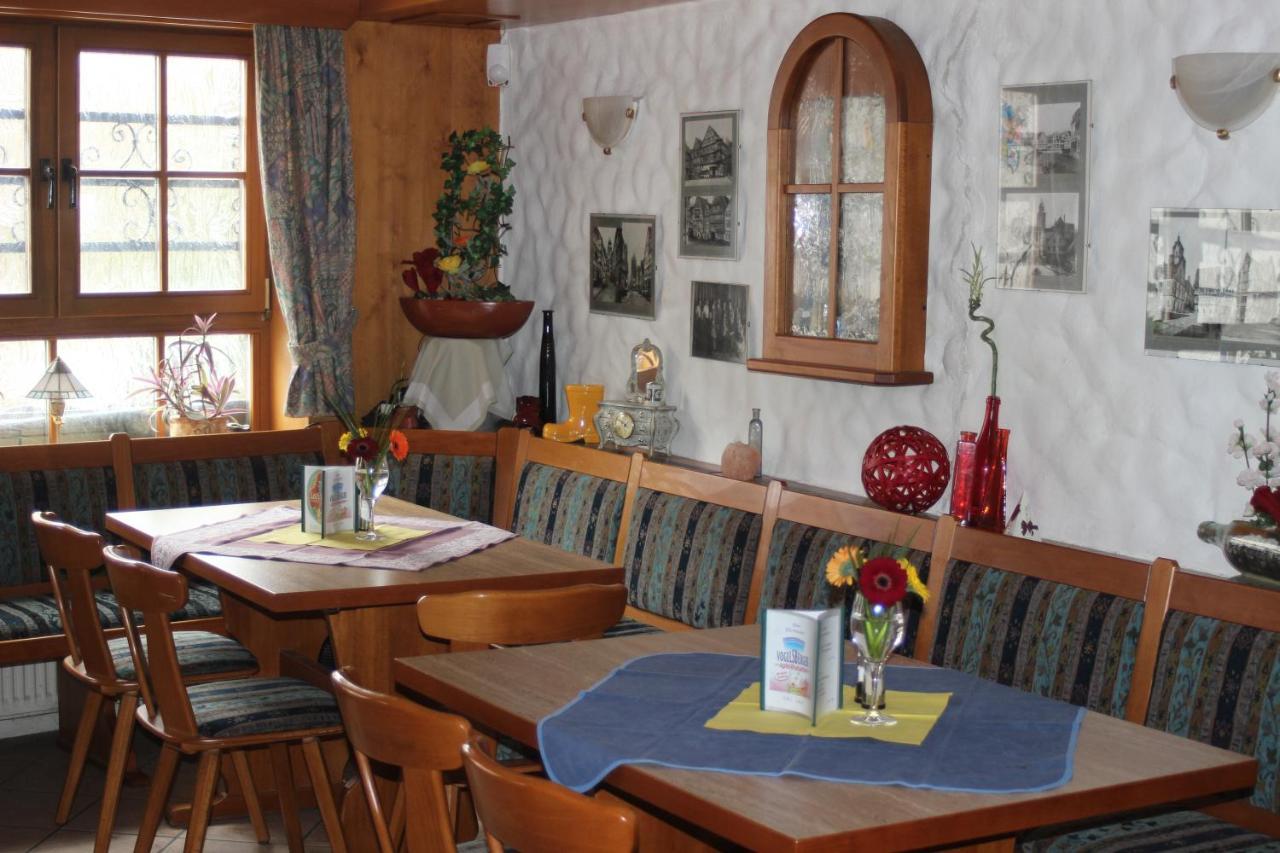 Restaurant / Pension Mainzer Tor Alsfeld Exterior foto
